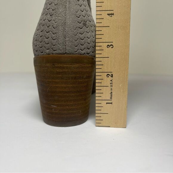 Lucky Brand Petre Suede Booties Size 7.5 - Picture 8 of 10